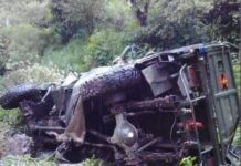 वाहन दरीत कोसळले ; १० जवान शहीद, अनेक गंभीर जखमी