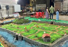 डोंबिवलीत दिवाळी निमित्ताने ‘किल्ले दुर्गाडी’ची आकर्षक प्रतिकृती