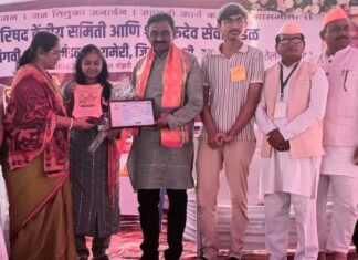 राष्ट्रसंत विचारांच्या प्रसाराला सन्मान ; उदय धकाते यांना श्रीगुरुदेव पत्रकारिता पुरस्कार