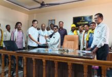 कोरची : धानाचे चुकारे रखडले, बोनससाठी काँग्रेस आक्रमक