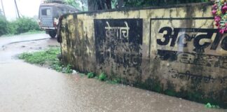 मालेवाड्यात अर्धवट नाला सफाईचा फटका; बसस्थानक व माऊली माता मंदिर परिसर जलमय