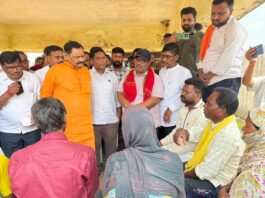 सोनसरी आश्रमशाळा विद्यार्थिनी आत्महत्या प्रकरण : अधीक्षिकेच्या निलंबनासह गुन्हा दाखल करण्याचे आदिवासी विकास मंत्र्यांचे निर्देश