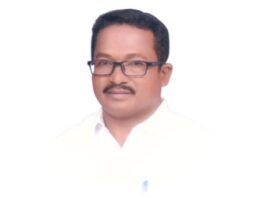 गडचिरोलीत जंगलाधारित उद्योग उभारा ; लोहखाणींचा अट्टाहास सोडा