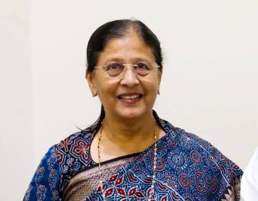 दुष्काळाच्या झळा महिलांना अधिक; फौजिया खान यांची शासनाकडे उपाययोजनांची मागणी